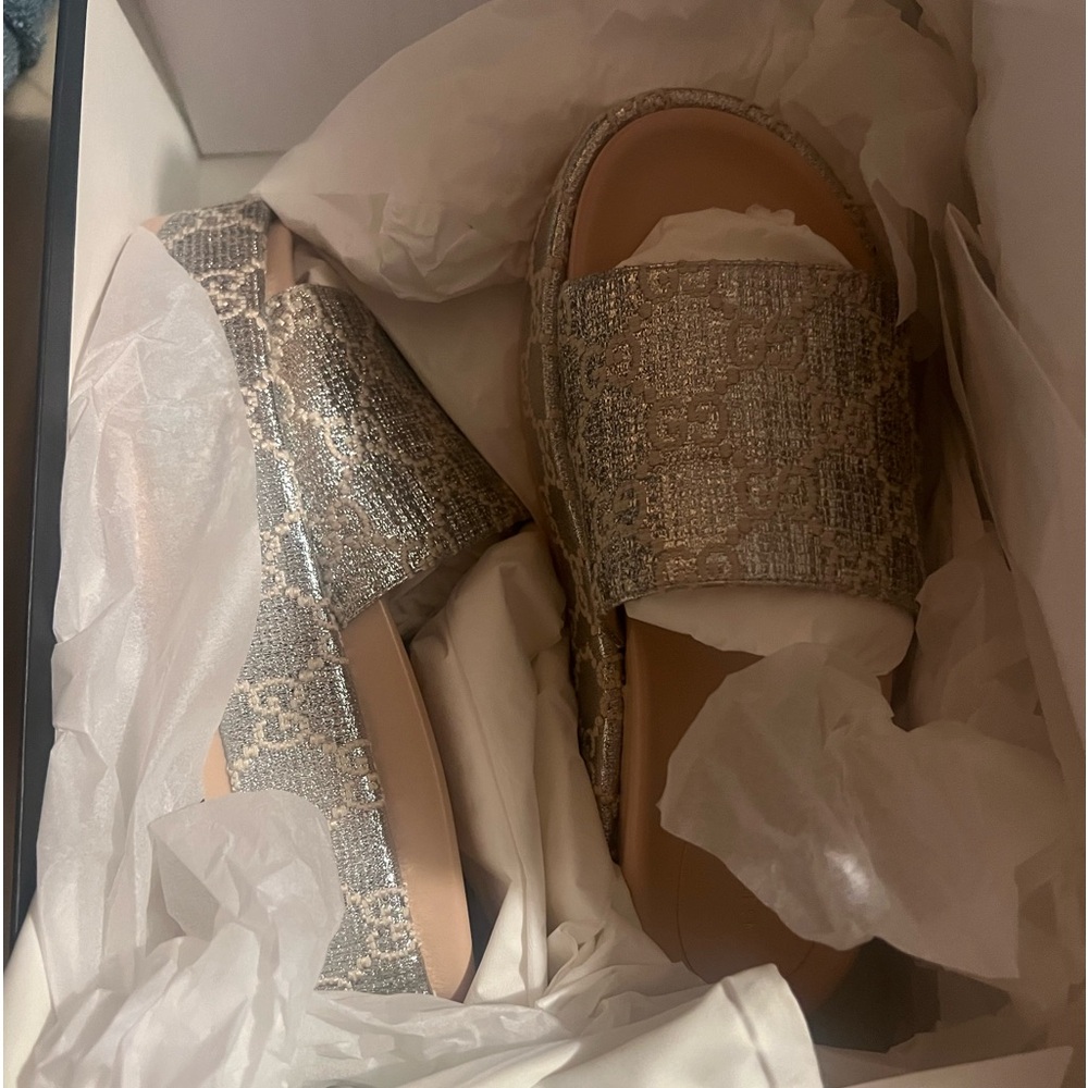 Gucci Women Sliver sandals